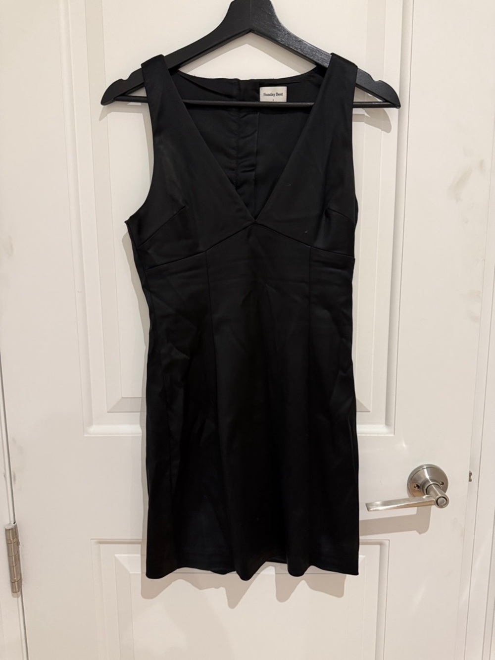 Sunday Best Black V-Neck Sleeveless Sheath Dress with Princess Seams